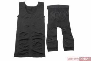 「整えるをサポート」上下別売り。価格:各3190円(税込み)撮影/山田智絵