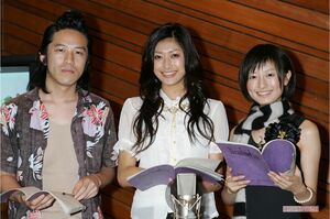 ブレイク前の松本まりか（写真右）