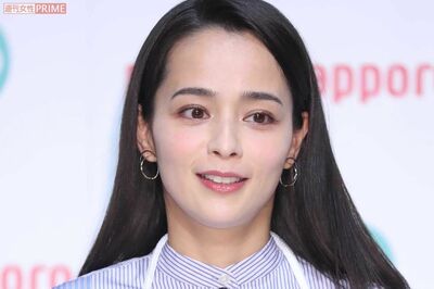 加藤ローサ、松井大輔との離婚を電撃発表も「同居は継続」衝撃の関係性に「意味あるの?」疑問噴出