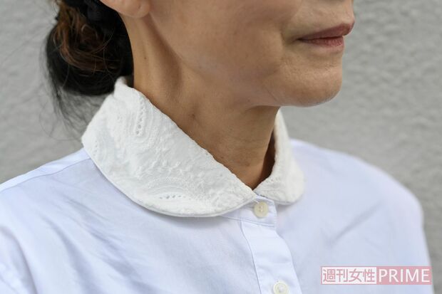 娘の洋服をリメイク！「これは娘の就活用の白シャツを改造したもの。もともとの襟を取って、まる襟に付け替えました。こっちのほうが自分の顔に合っていると思います」