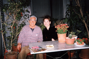 三國連太郎さん宅にて。三國さんは酒を飲まず、甘党だったそう。