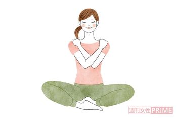 肩を抱きしめる行為には心を安定させるセロトニン分泌効果もあり、寝る前におすすめ！　イラスト／中村奈々子