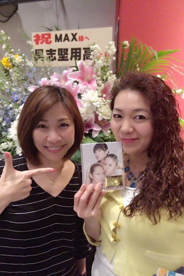 MAXのライブにて新垣さんと