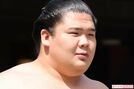 《相撲》木瀬部屋・宇良が母校訪問、鍛え抜かれた衝撃の“肉体美”を披露し「令和のウルフ！」集まる驚嘆