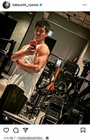 竹内涼真が役作りで培ったムキムキの筋肉ボディ（公式インスタグラムより）