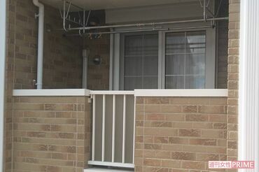 毎日のように部下が呼びつけられていた阿部容疑者の自宅アパートの一室。部下を孫の手で殴ったのもこの部屋だった