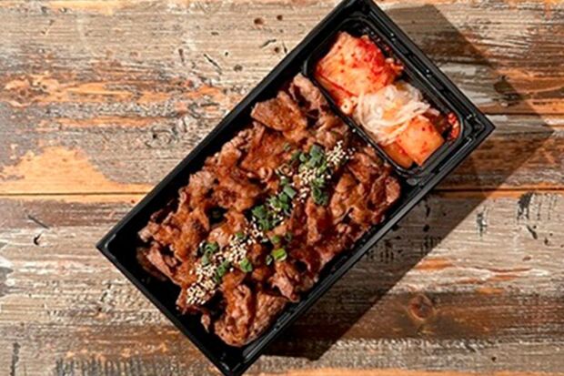 『焼肉弁当KINTAN』⽜カルビ焼⾁弁当　1080円（画像提供／『ロケなび！』）