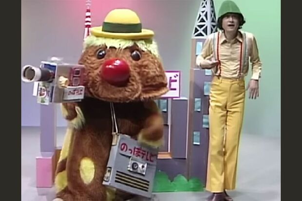 ノッポさんの服装とスタイルもトレードマークの『できるかな』（NHKより）