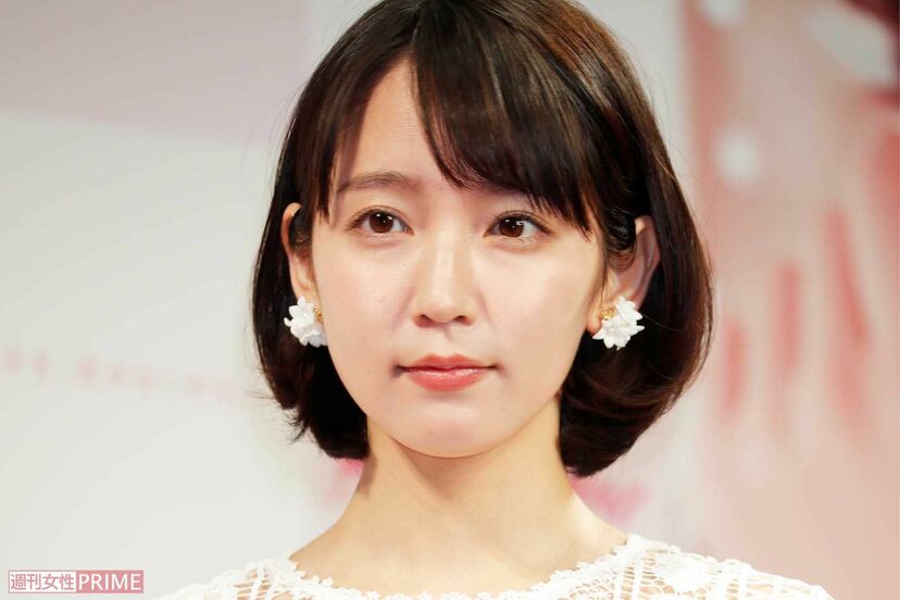 画像・写真】吉岡里帆、頭にツノ生やした“尖りまくり”の攻めた和装に「良さ消してる」「もはやコスプレ」ガッカリ声 | 週刊女性PRIME