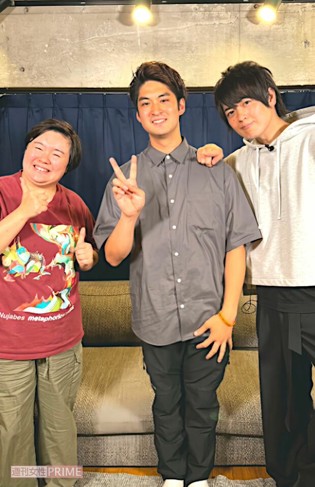 『24時間テレビ』出演時。やす子、古原靖久と　写真提供／ブローハン聡さん　