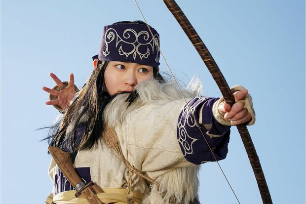 山田杏奈出演『連続ドラマWゴールデンカムイ─北海道刺青囚人争奪編─』毎週日曜夜10時〜（WOWOW）独占放送・配信中　（C）野田サトル／集英社　（C）2024WOWOW