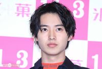山崎賢人&藤木直人、子役たちの心を鷲掴みにしたとある“おもちゃ”