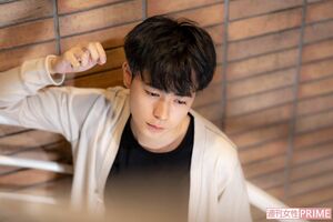 成田凌　撮影／佐藤靖彦