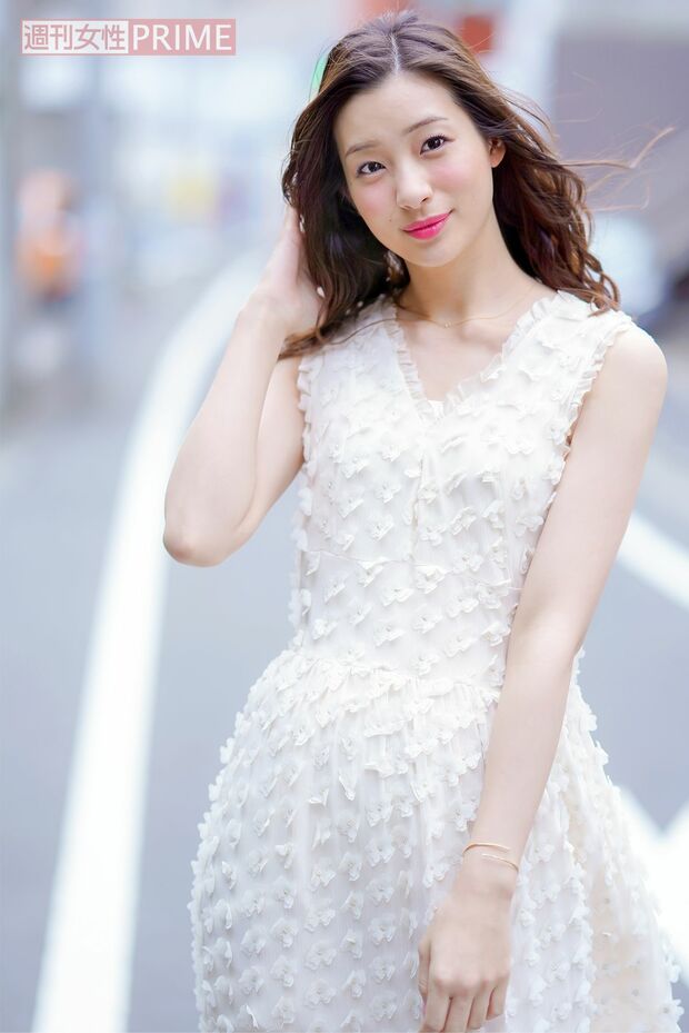 足立梨花　撮影／佐藤靖彦