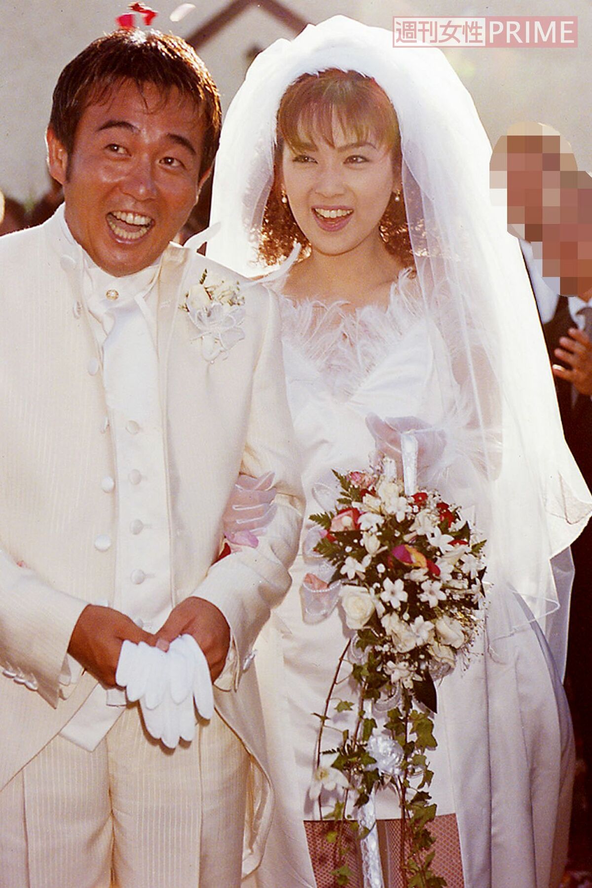 飯島直子の画像・写真 | TUBEの前田亘輝との結婚式（1997年） - 9枚目 ...