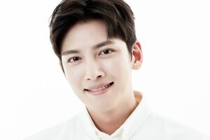 チ・チャンウク　(c)SBS