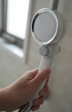 節水効果だけでなく、きめ細かで心地よい水流も魅力（太朗さん提供）