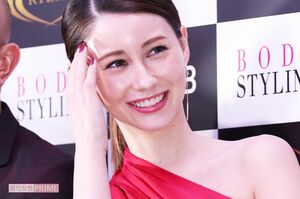 ダレノガレ明美