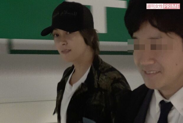 帰国便から出てきた山P