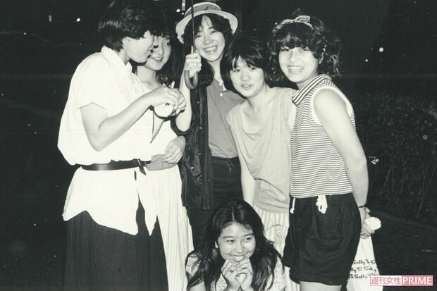 北村さんがデビュー作『少女宣言』を出版したころ。駆け出しのライターだった北村さんのもとには10代の少女たちが連日押しかけ、悩みを打ち明けていた