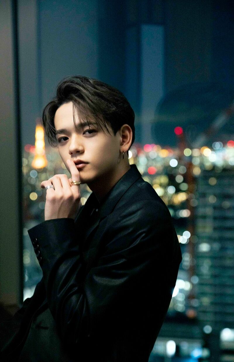 FANTASTICS from EXILE TRIBE・中島颯太『1st写真集 そた本』で上半身裸を初披露!「ライブで脱ぐのを我慢してました