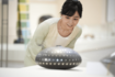 日本工芸会総裁として、東京・日本橋三越で開催された「日本伝統工芸展」を鑑賞した佳子さま(2024年9月11日)