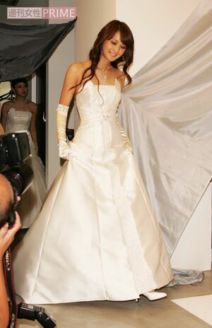 2007年7月、ウェディングドレス発表会に出席した佐々木希
