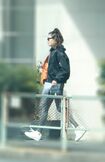 2018年、骨折した伊勢谷の“介護”にきた森星