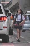 2018年、車で迎えにきた木村拓哉にKoki,はおどけた表情
