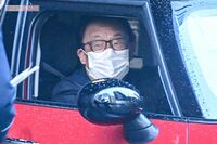 梅沢富美男、連日コンビニで食料爆買い!近隣住民が見た“普通じゃない”姿を張り込んだ結果