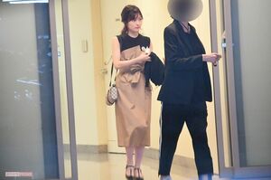 '19年8月、朝ドラ『なつぞら』の打ち上げに参加した渡辺麻友