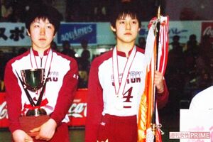 春高バレー優勝時の荒木選手（左）と大山加奈さん（右）