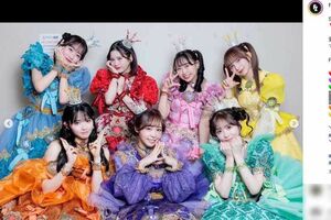 『FRUITSZIPPER』（公式インスタグラムより）