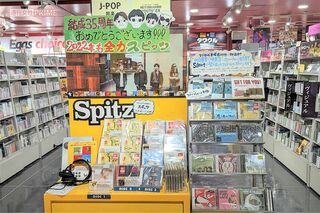 タワレコ店内にはスピッツコーナーが（ドラマ『silent』ロケ地）