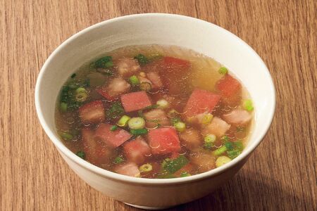 にんにく香るトマトスープ