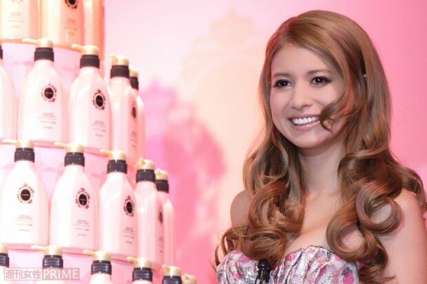 吉川ひなの（2010年）