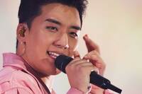V.I初のソロツアーで全27曲を披露「誰も“うるさい”って言ってくれないのは寂しい」