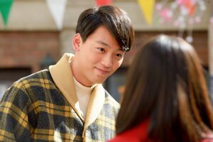 青年（竹内涼真）は恋のお相手に!?　(c)NHK