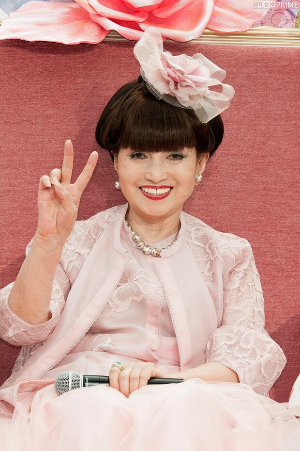 『窓際のトットちゃん』の大ヒットで黒柳徹子の人気もアップ。トットちゃんブームも起きた