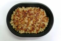 ローソンストア100『焼肉のタレかけご飯』(税込268円)が“不景気の象徴”と話題、同社は「意図したもので…