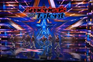 『ＡＧＴ』ではアクロバットも披露し、観客を熱狂させた（番組公式ユーチューブより)