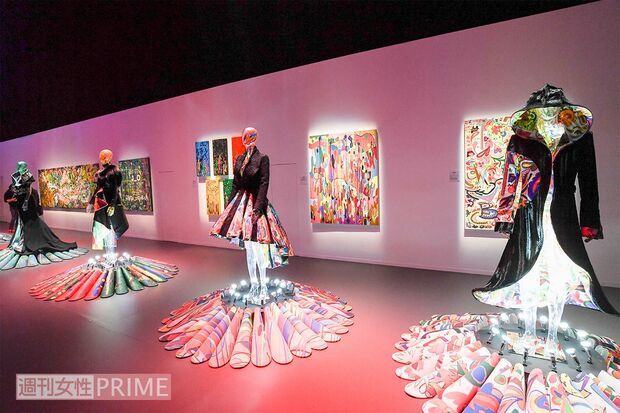 ファッション好きとして知られる香取の作品の中には、実際にデザインした洋服も　撮影／高梨俊浩