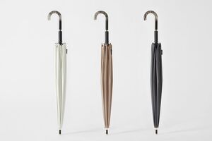 ShupattoアンブレラUV55cm／8800円3色展開（マーナ）　※画像をクリックするとAmazonの商品ページにジャンプします。