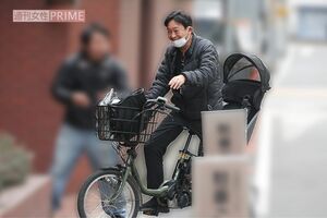 2025年12月、苦笑しながら質問に答えた城島茂