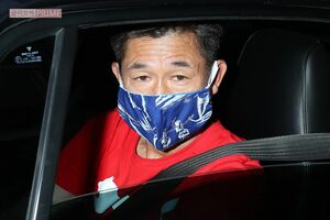 取材に応じる三浦和良（2020年）