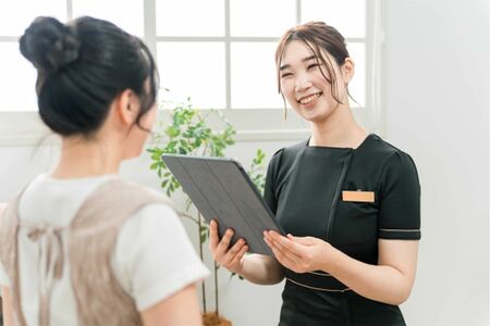 日本語サポートが利用できるクリニックが多く、きめ細かいカウンセリングも ※写真はイメージ