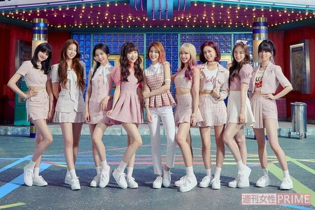 NiziU。人気ナンバーワンのミイヒが休養を発表したが、デビュー曲キャンペーンに大忙し