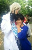 コスプレイベントでは、女性に限らず男性のレイヤーとも至近距離で撮影していた