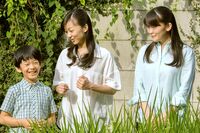 佳子さま、皇宮護衛官の密着はダンスサークルの体験入部のときまで