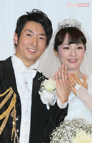 '13年、盛大な披露宴を開いた有村昆と丸岡いずみ。仲むつまじい様子を見せていたふたりだったが……